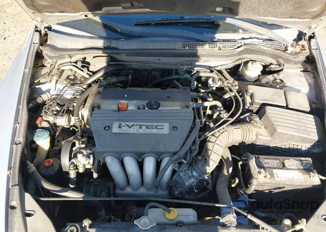 2005 Honda Accord 2.4 Ex from USA, damaged, VIN 1HGCM568X5A039127